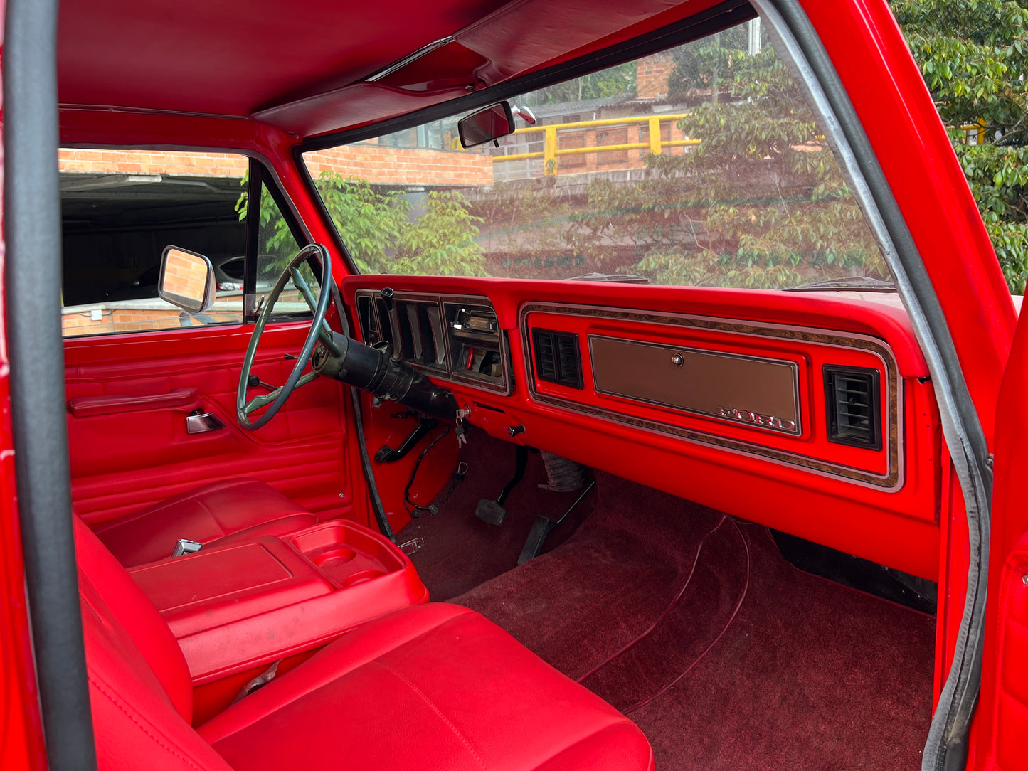 SOLD - 1979 Ford Bronco